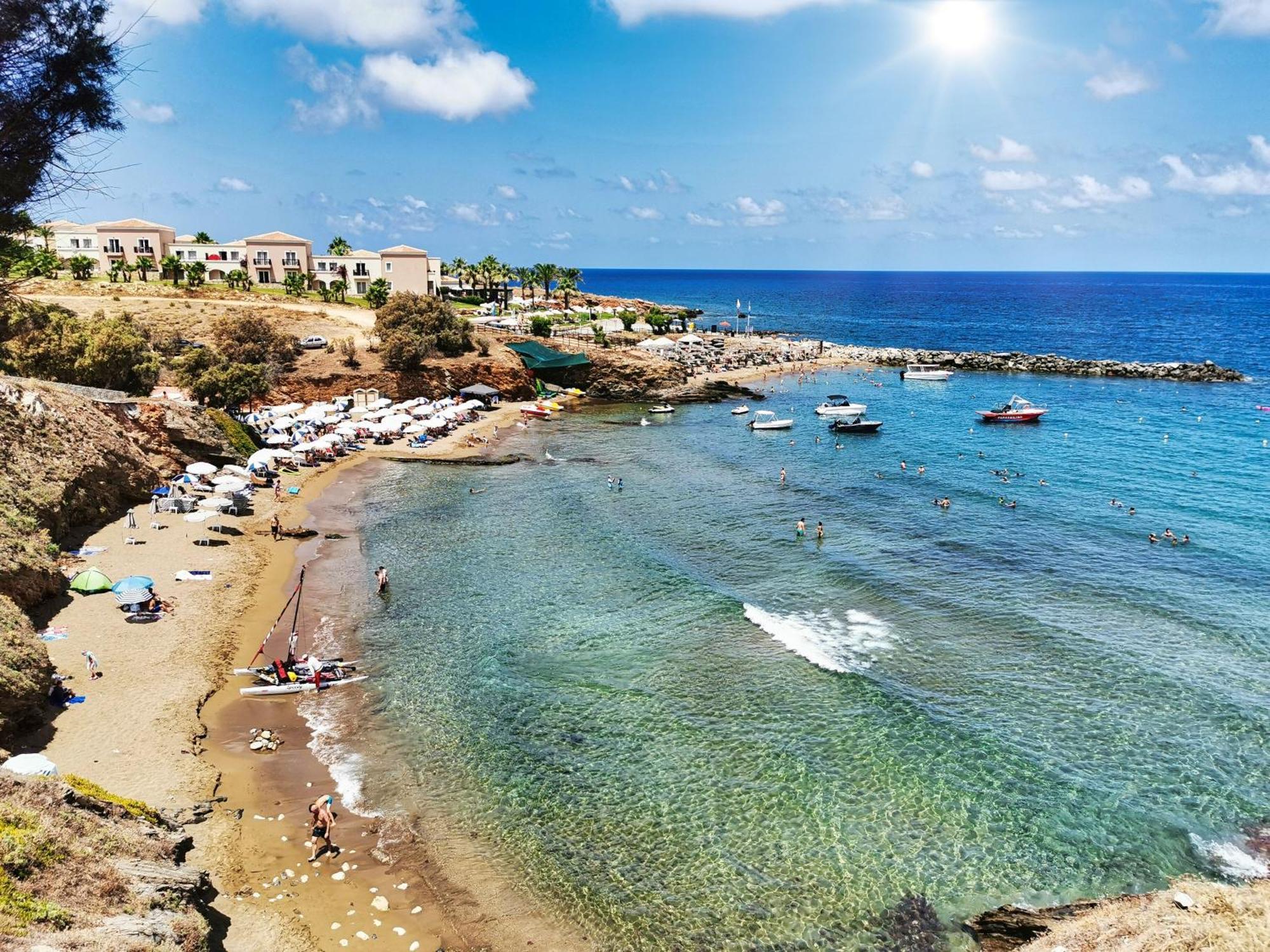 Phaos Residence, Your Stylish Crete Retreat Apartment